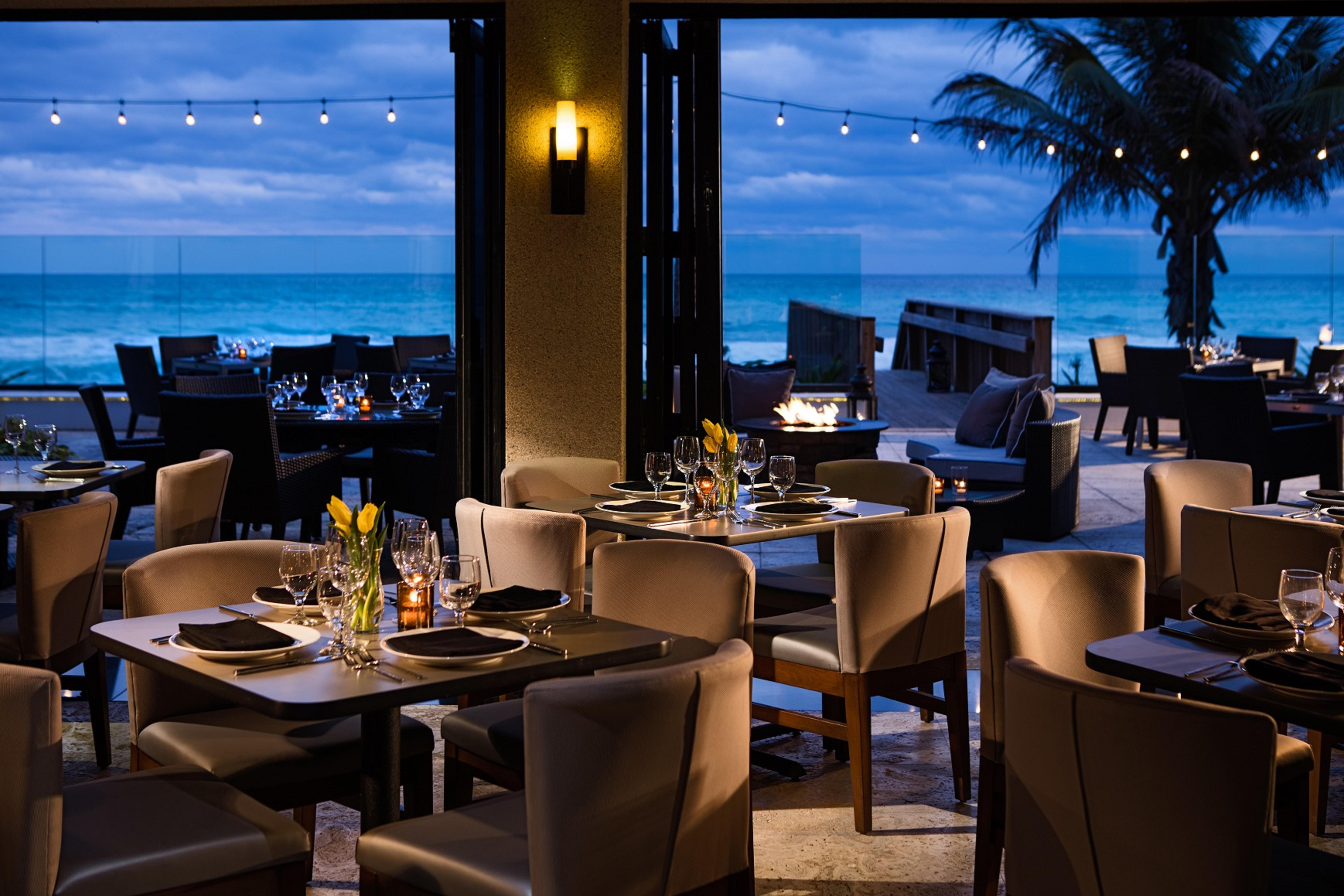 Tideline Palm Beach Ocean Resort And Spa Exteriör bild